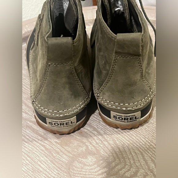 Sorel Waterproof Boots - Picture 6 of 7